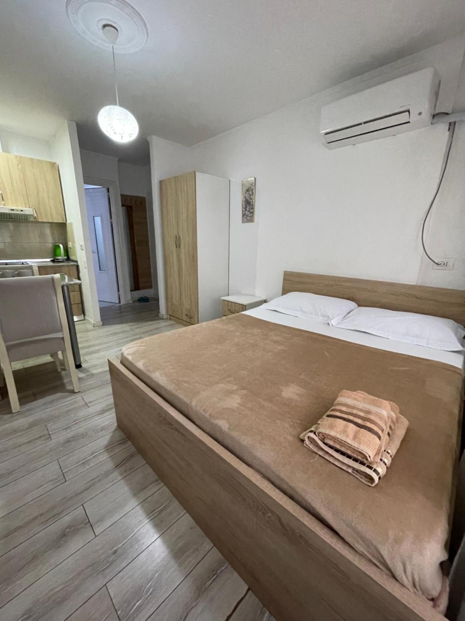 טיראנה Downtown Modern Studio Apartment מראה חיצוני תמונה