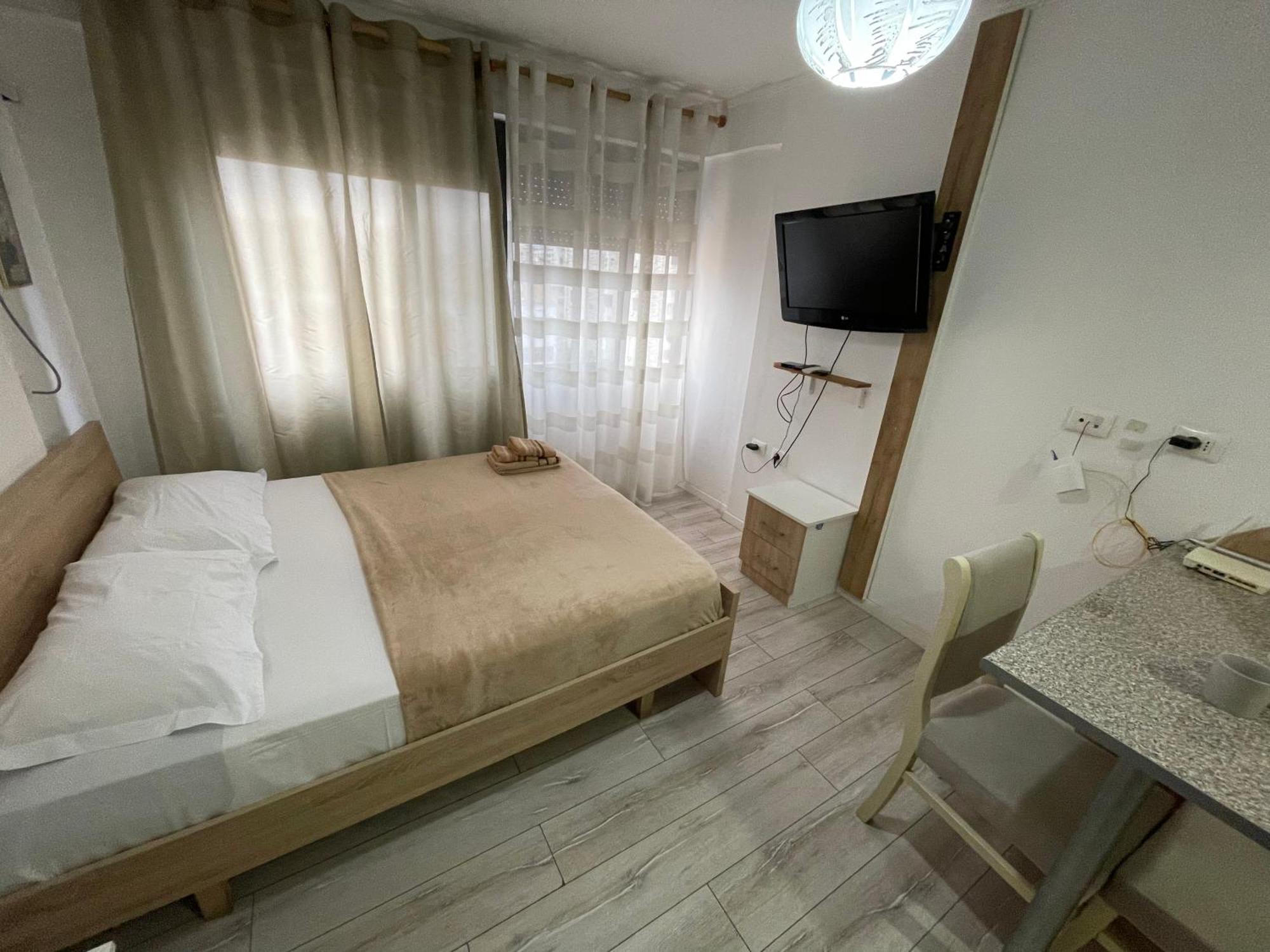 טיראנה Downtown Modern Studio Apartment מראה חיצוני תמונה